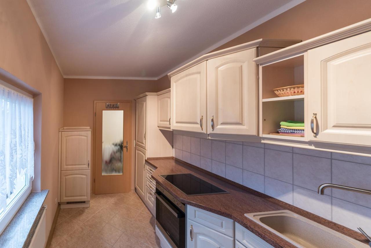 Ferienwohnung Lodig Gross Sarchen Esterno foto