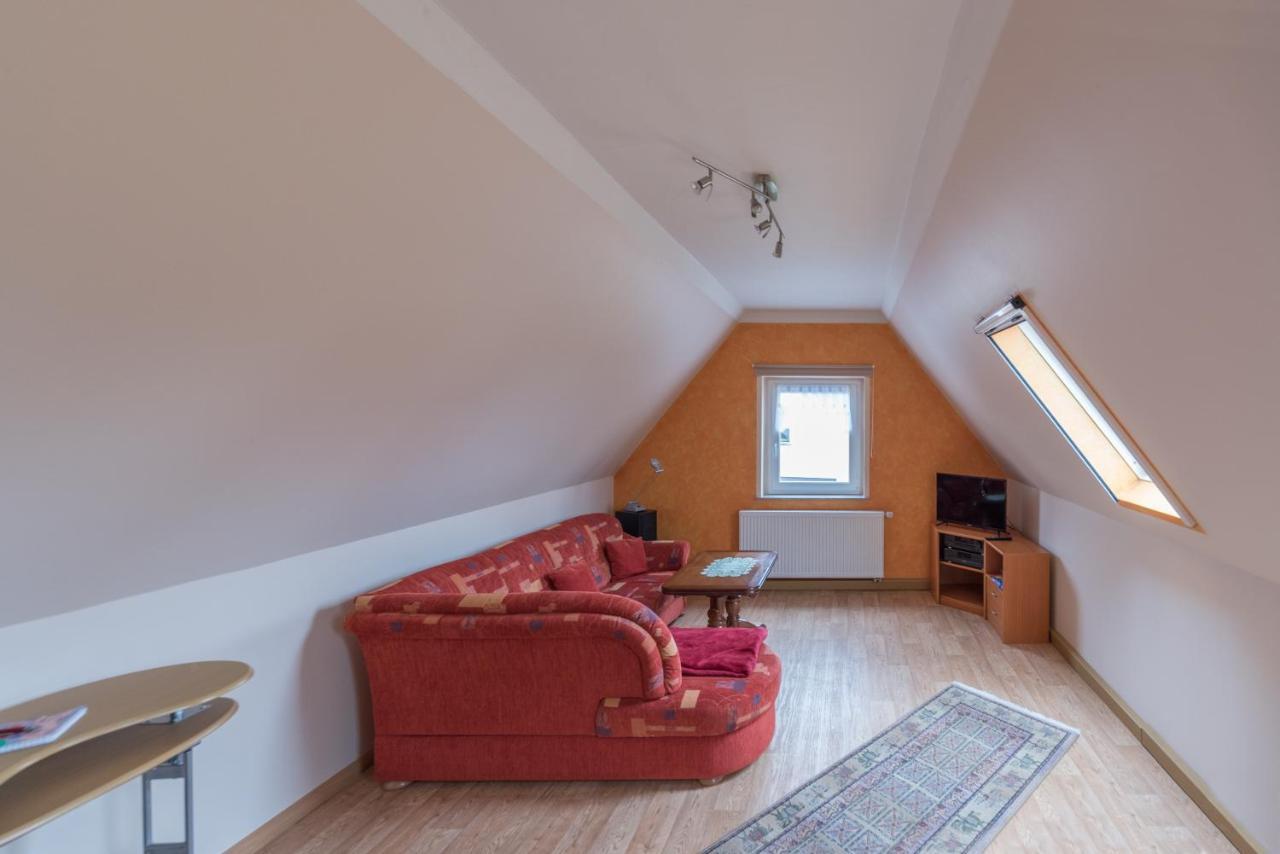 Ferienwohnung Lodig Gross Sarchen Esterno foto